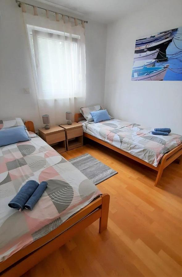 Apartment Paklina สตารีกราด-ปาเคลนีซา ภายนอก รูปภาพ