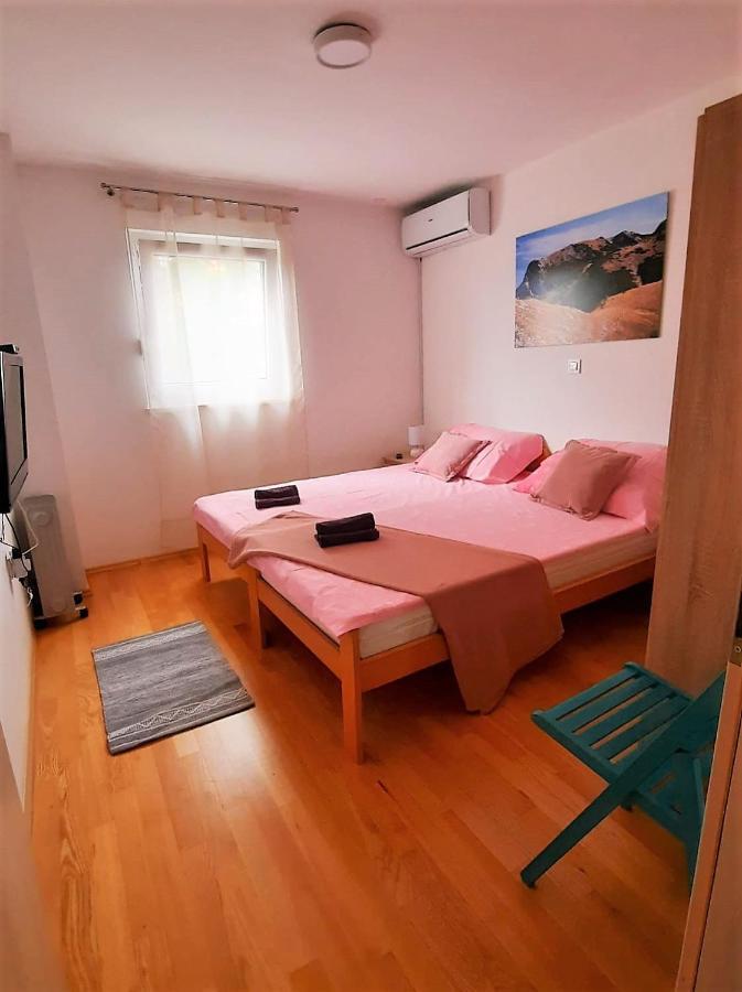 Apartment Paklina สตารีกราด-ปาเคลนีซา ภายนอก รูปภาพ